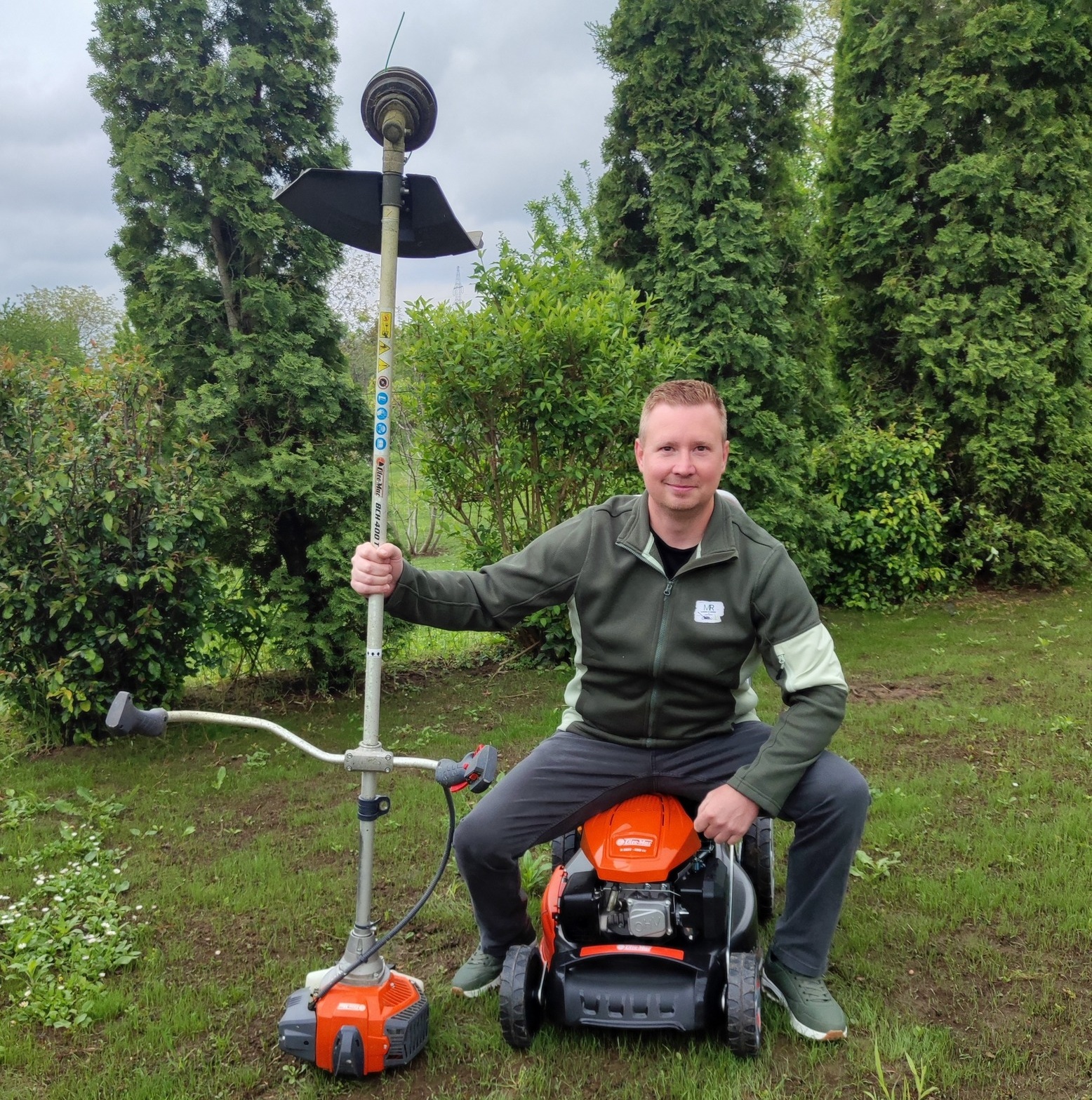 funyiras-pecs-kertgondozas-munkavegzes